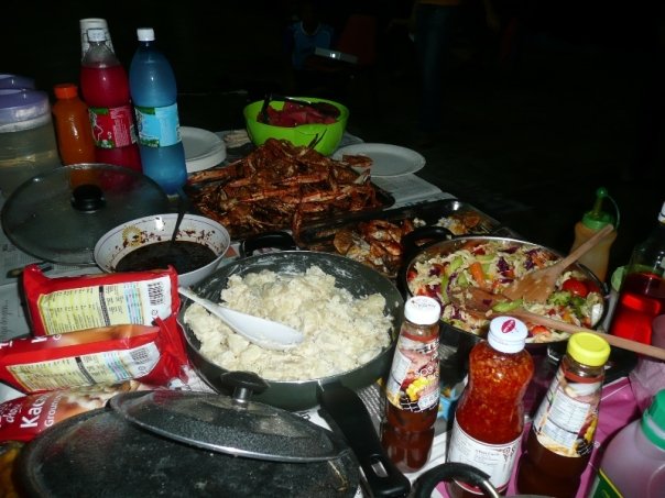 14464_101604389861171_100000348323830_39882_7926139_n