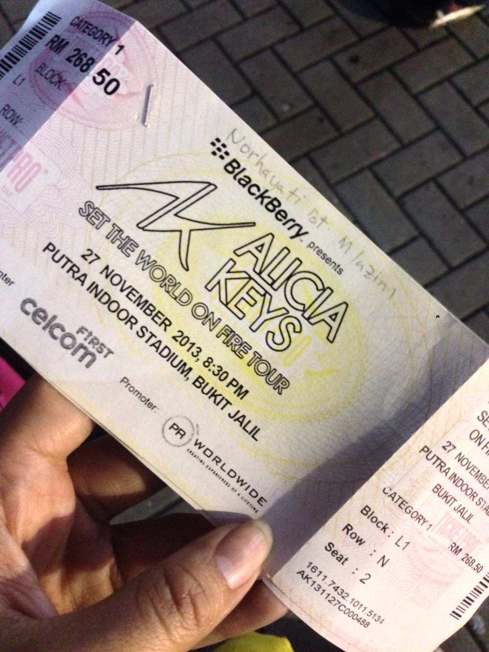 20131128-011642 am.jpg