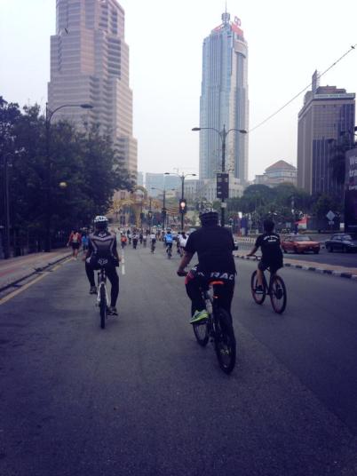 564687_10151911625076965_2101829514_n